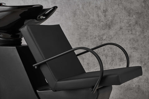 4fa3b07d140e8c035110c5e079c6001a